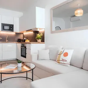 Apartment Cozy Plein Centre, Proche Gare/plage, Menton