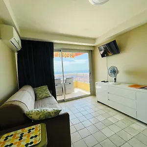 Superbe En Bord De Mer, Près Du Centre Et Des Plages Appartement